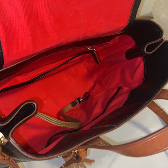 Dooney & Bourke double straps bag with wallet